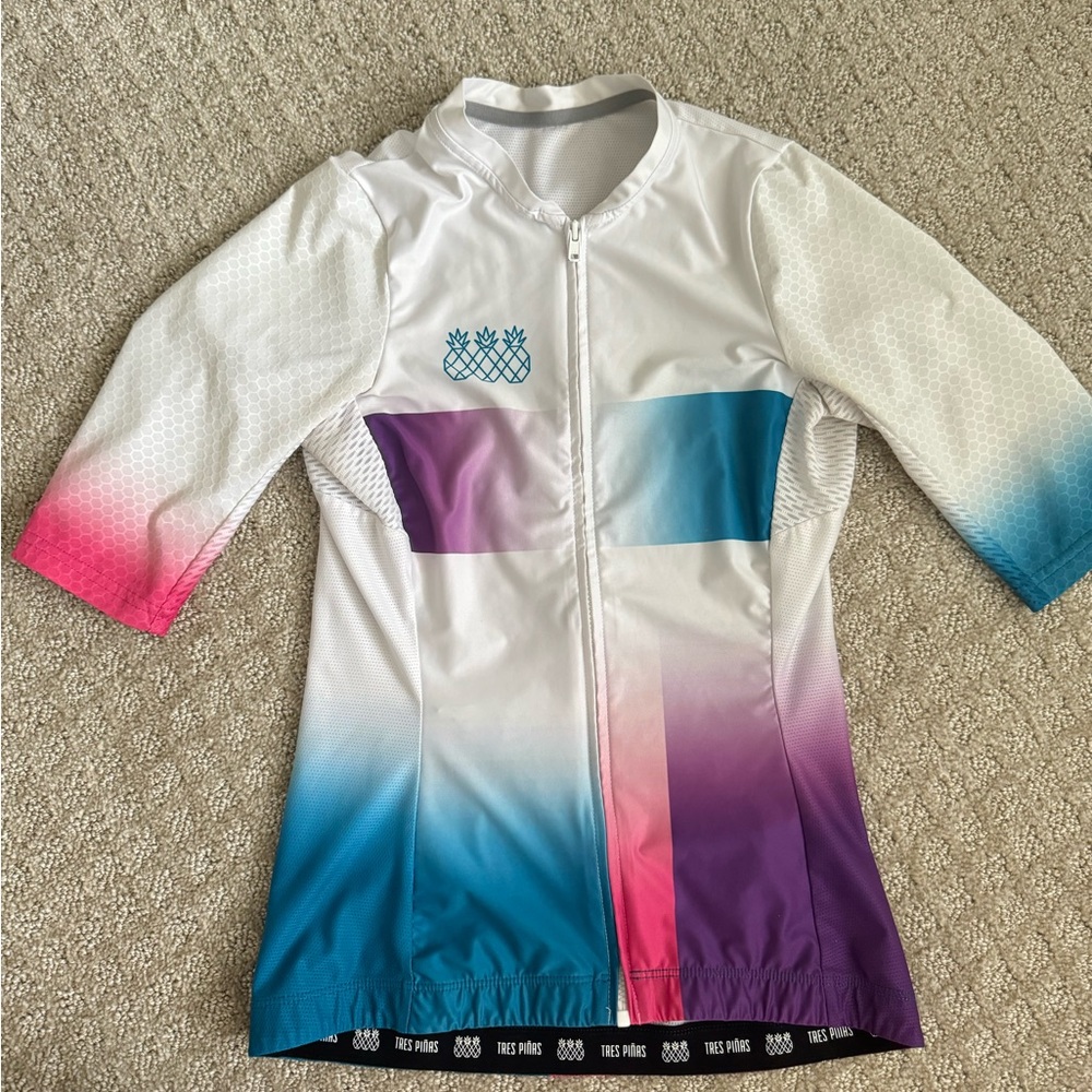 Tres piñas, tres pinas cycling jersey size small